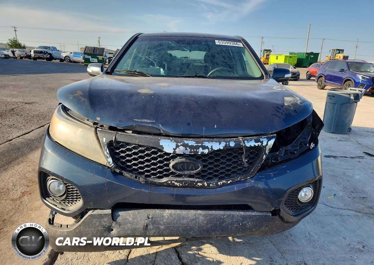 2013 Kia Sorento Lx VIN:5XYKT3A14DG325159 - 5