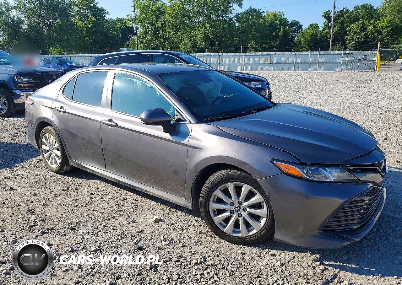 2020 Toyota Camry Le VIN:4T1C11AK5LU951125 - 4
