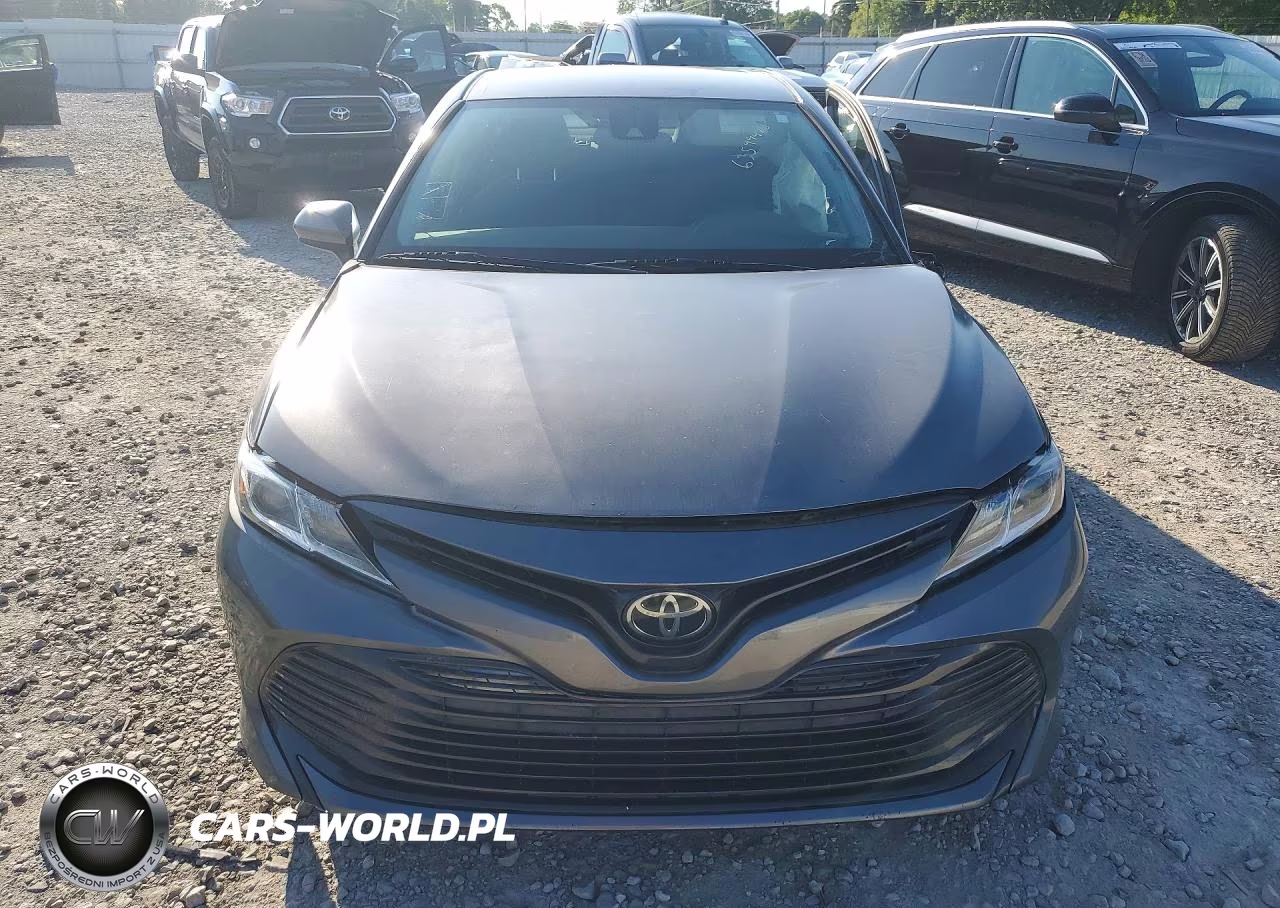 2020 Toyota Camry Le VIN:4T1C11AK5LU951125 - 5