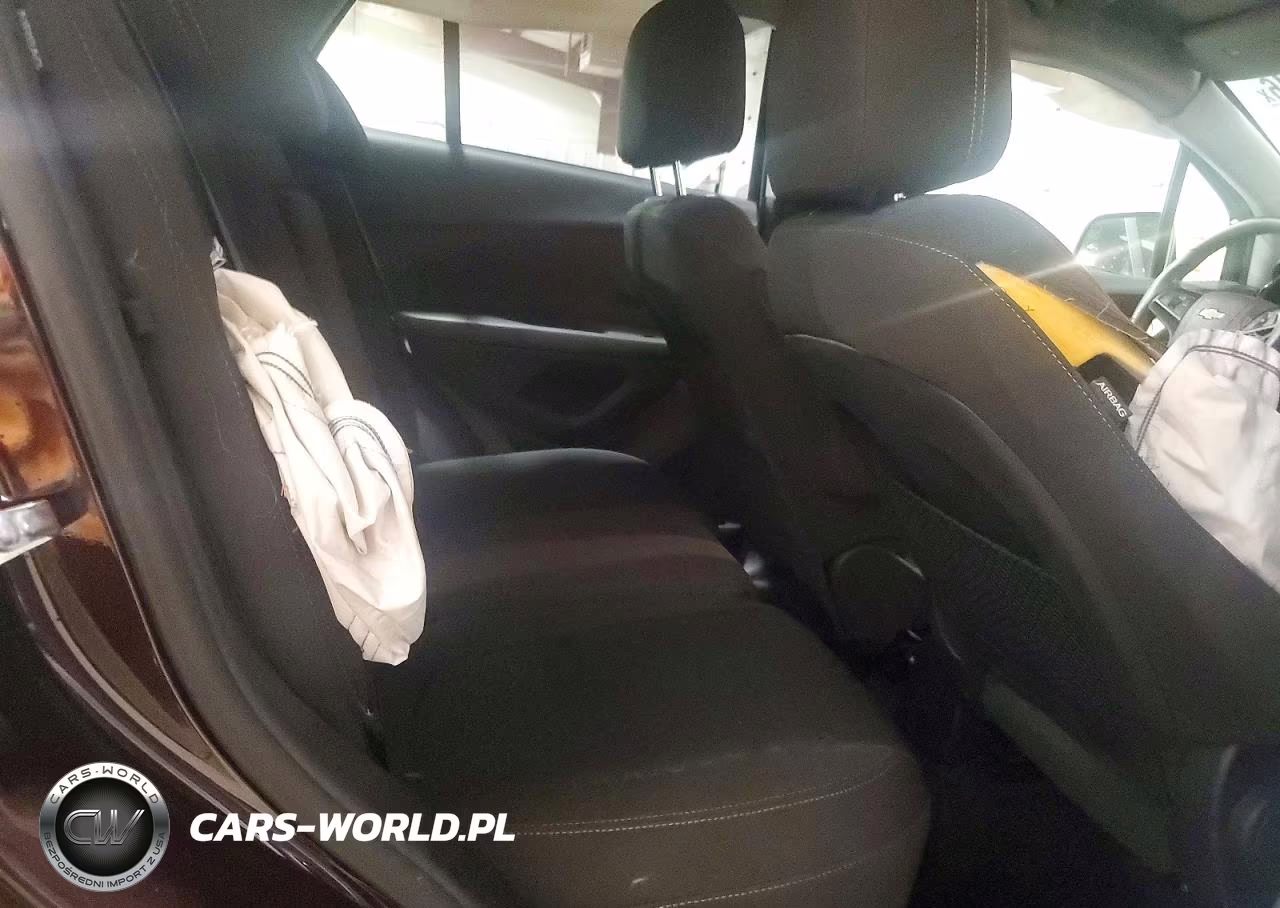 2020 Chevrolet Trax Ls VIN:KL7CJKSB1LB350957 - 11