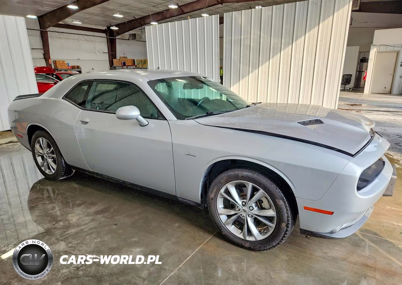 2023 Dodge Challenger Sxt VIN:2C3CDZGG6PH686418 - 4