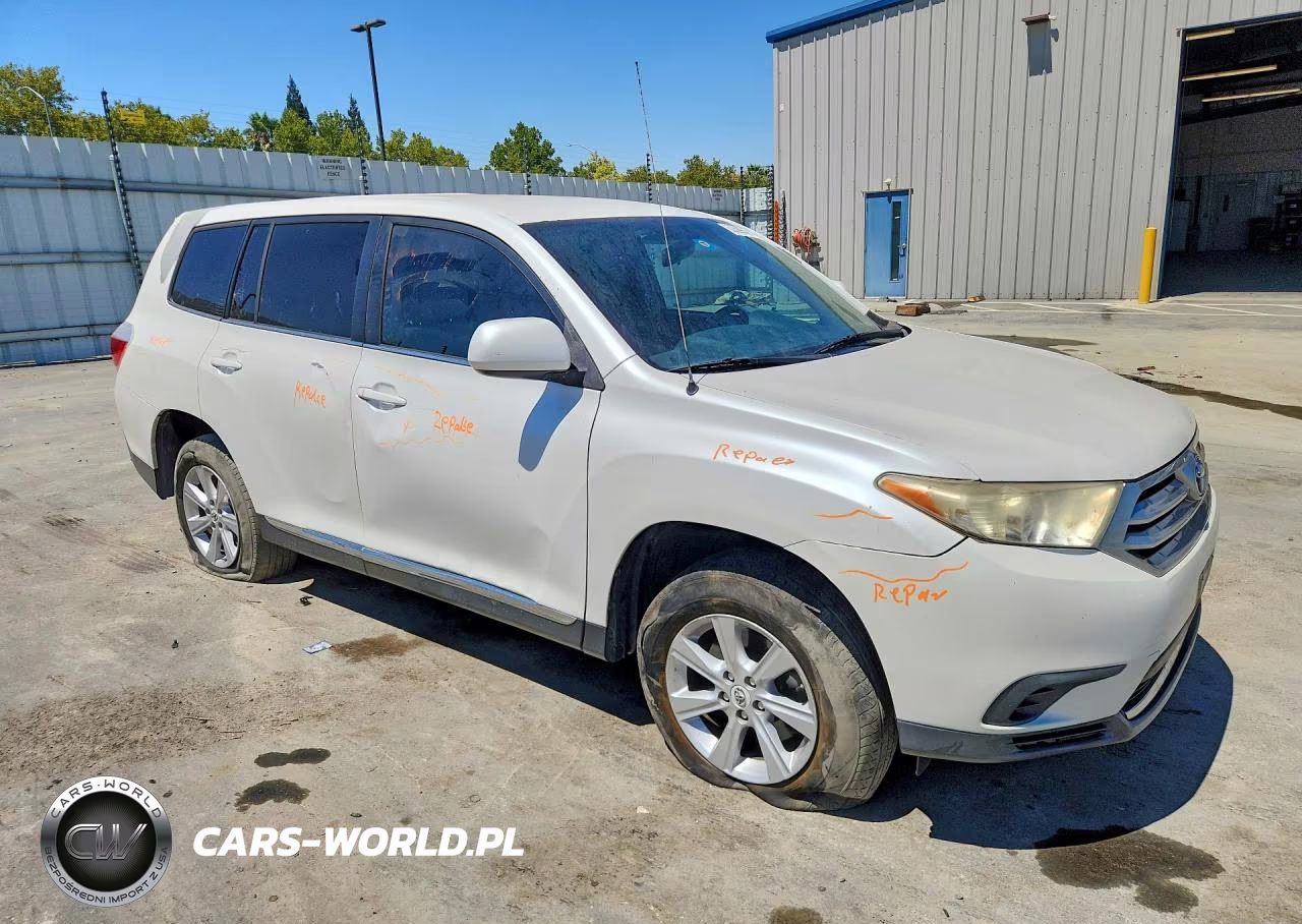 2011 Toyota Highlander Base VIN:5TDZK3EH0BS034019 - 4