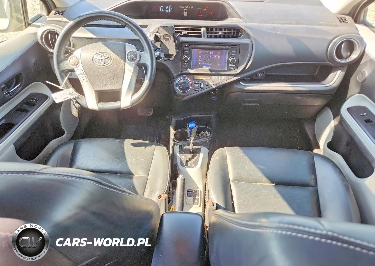 2014 Toyota Prius C Four VIN:JTDKDTB38E1080736 - 8