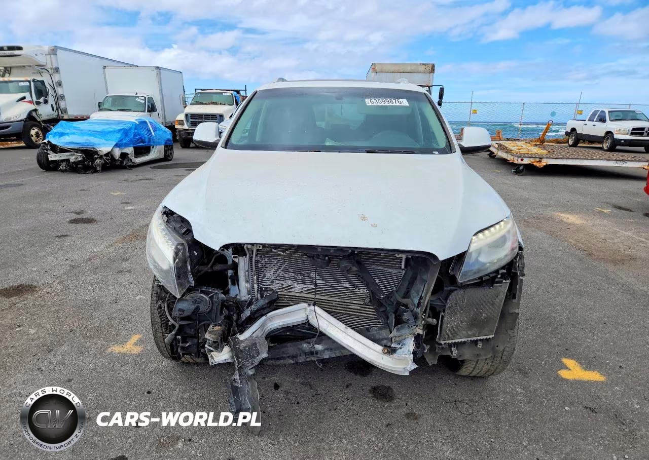 2015 Audi Q7 Premium Plus VIN:WA1LGAFE1FD002417 - 5