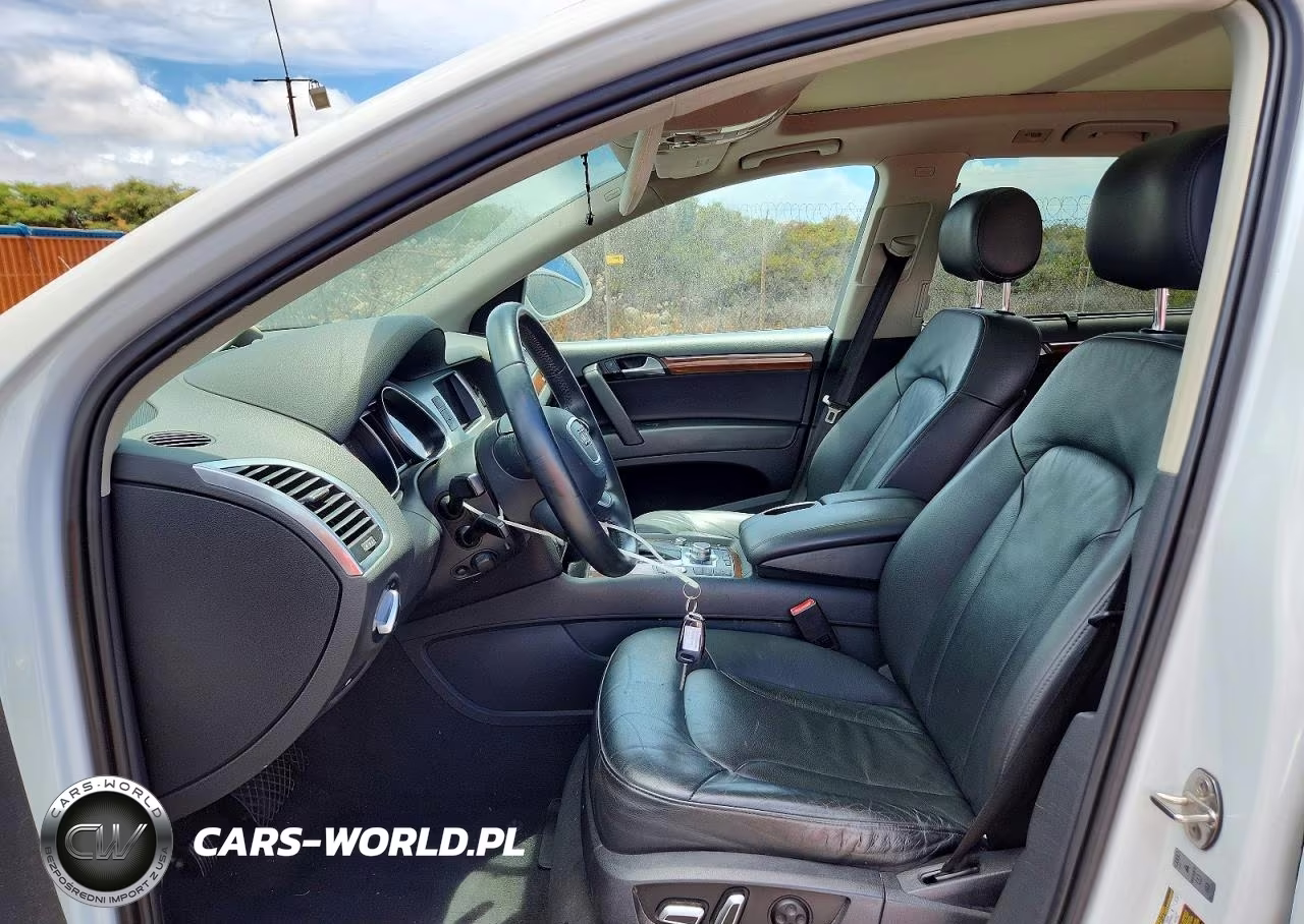 2015 Audi Q7 Premium Plus VIN:WA1LGAFE1FD002417 - 7