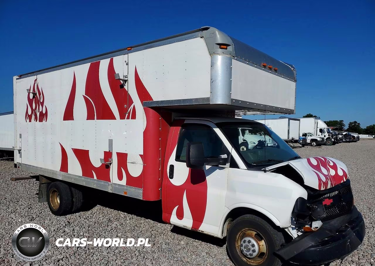 2015 Chevrolet Express Box Truck VIN:1GB3G2CG9F1260076 - 4