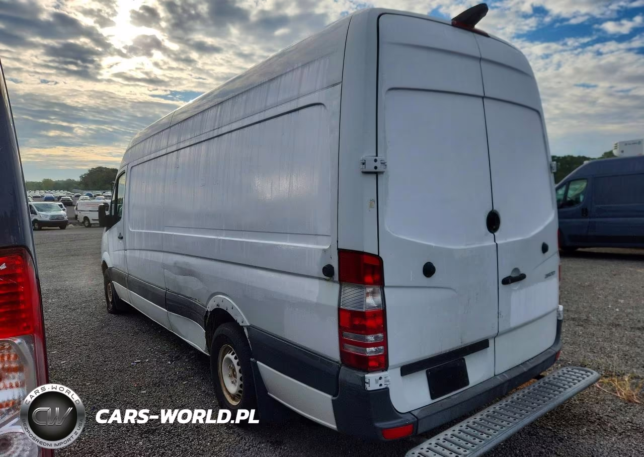 2016 Mercedes-Benz Sprinter 2500 Delivery Van VIN:WD3PE8DD3GP361648 - 2