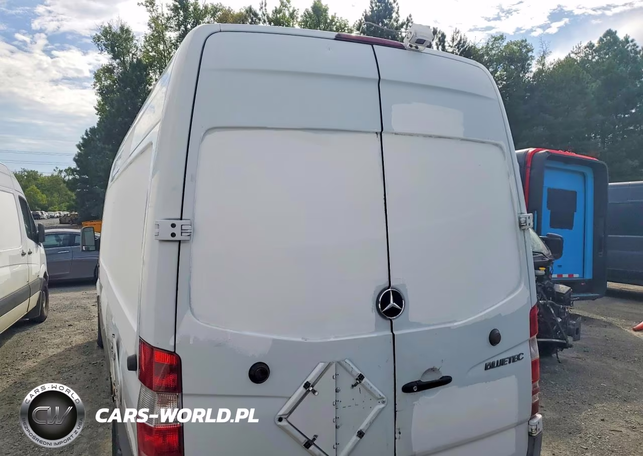 2011 Mercedes-Benz Sprinter 2500-3500 Delivery Van VIN:WD3PE8CB7B5586563 - 6