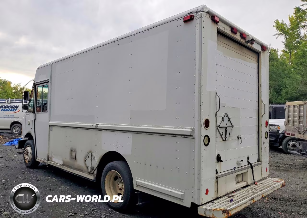 2006 Freightliner Chassis M Line Walk-In Van VIN:4UZAANBW16CW07172 - 2