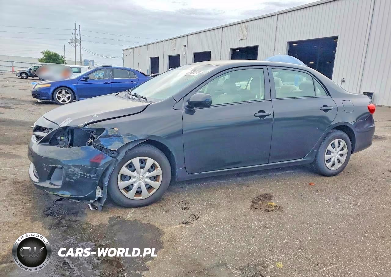 2011 Toyota Corolla Le – zdjęcie 1 z 13