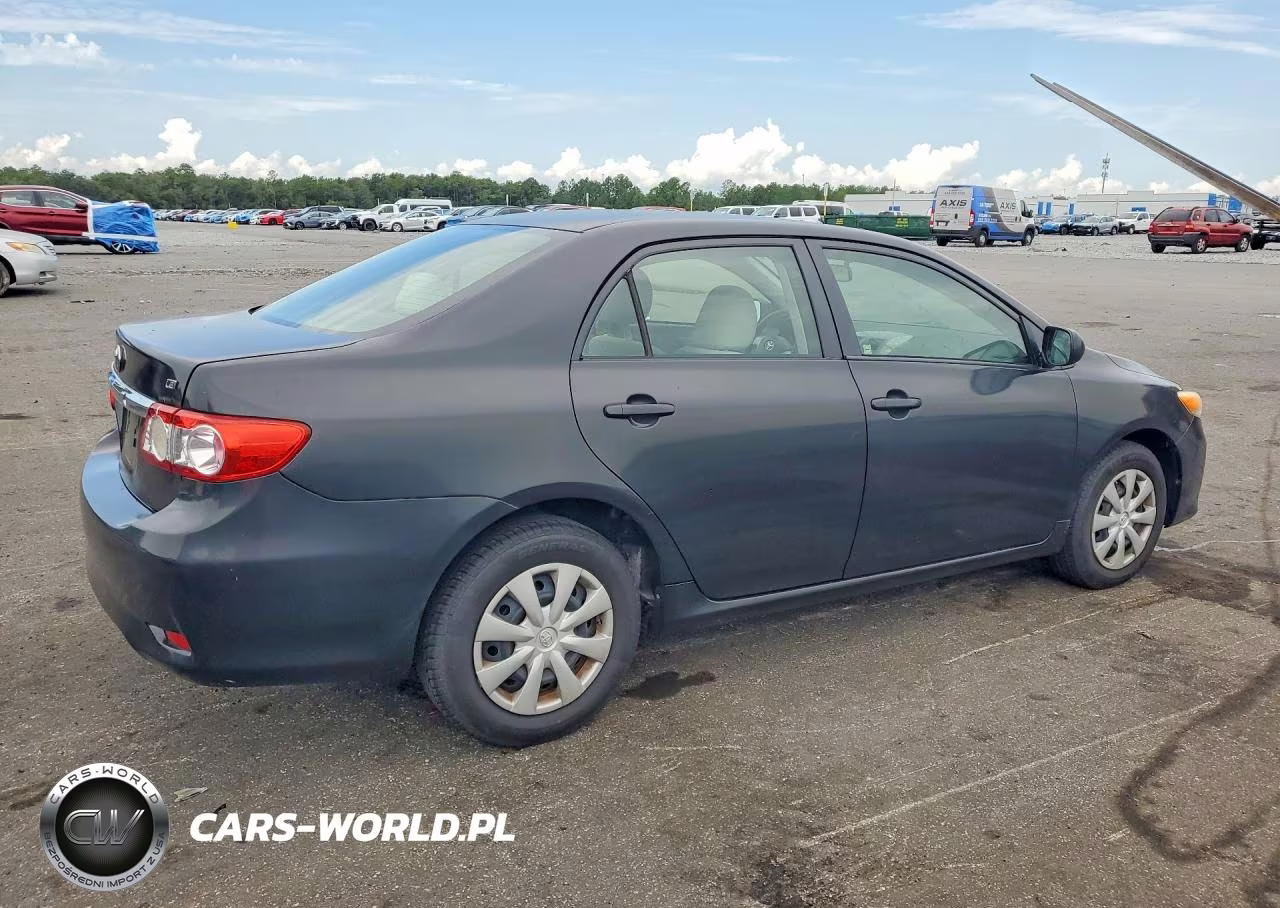 2011 Toyota Corolla Le VIN:JTDBU4EE0BJ106292 - 3