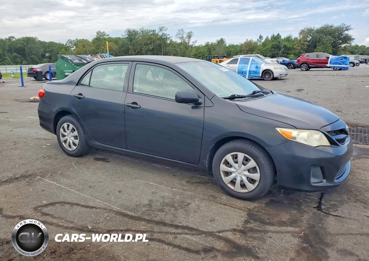 2011 Toyota Corolla Le VIN:JTDBU4EE0BJ106292 - 4