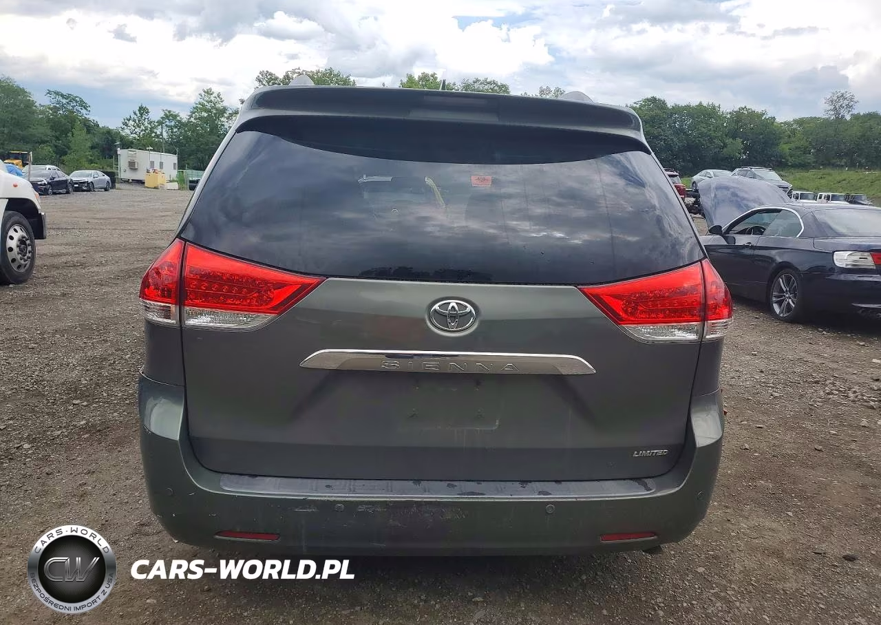 2011 Toyota Sienna Limited 7-Passenger VIN:5TDYK3DC3BS105599 - 6