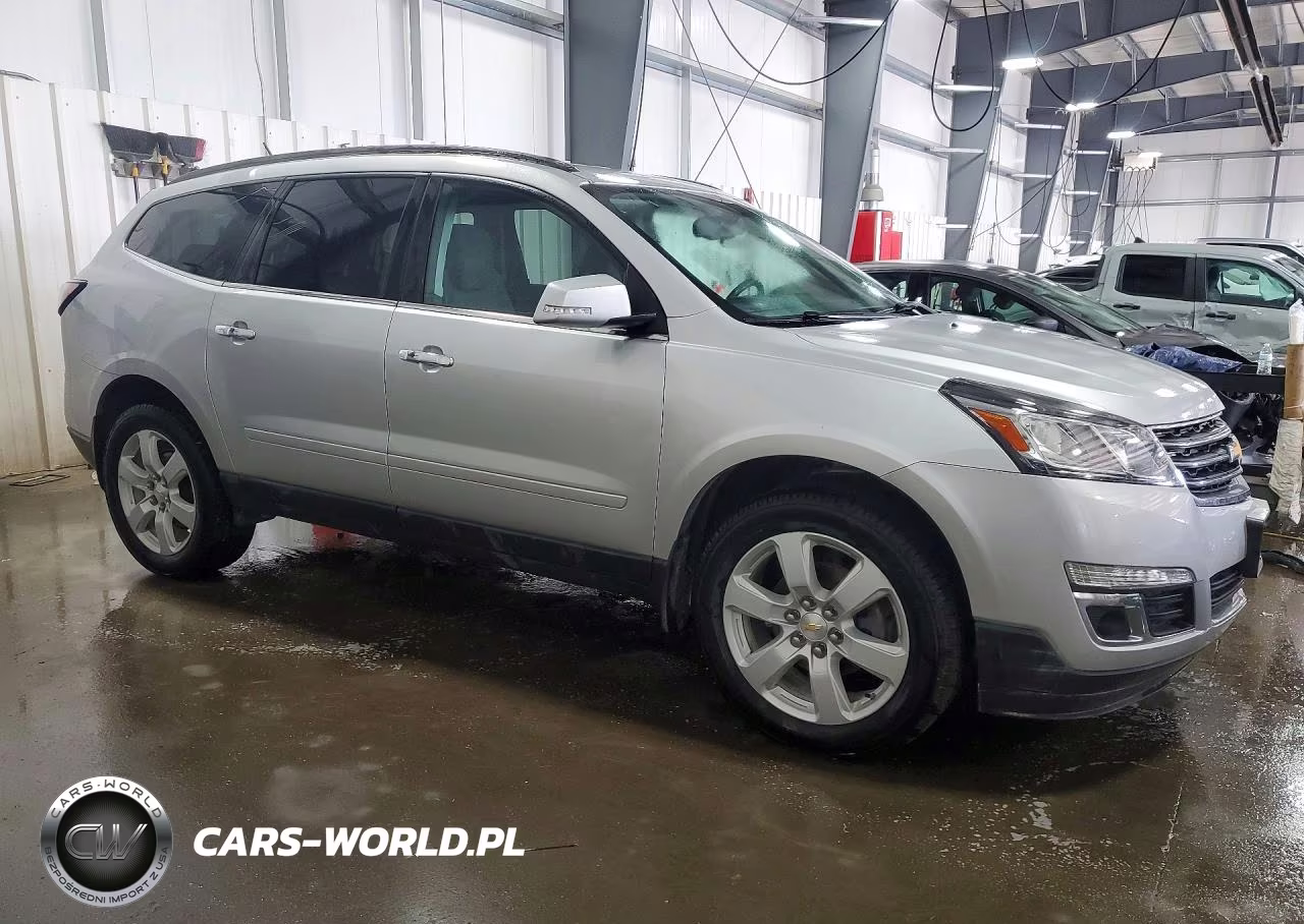 2017 Chevrolet Traverse Lt VIN:1GNKVGKD0HJ225793 - 4