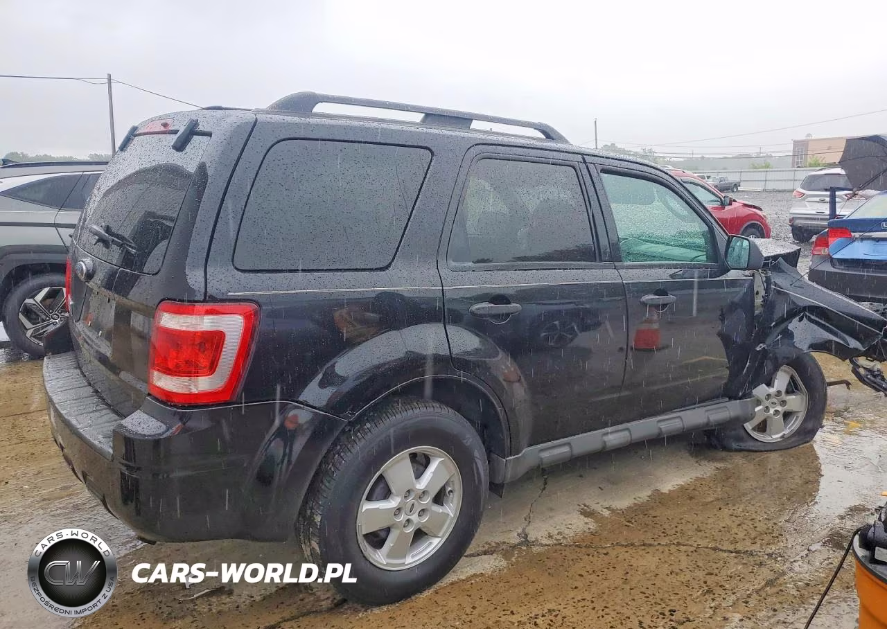 2009 Ford Escape Xlt VIN:1FMCU03729KD03921 - 3