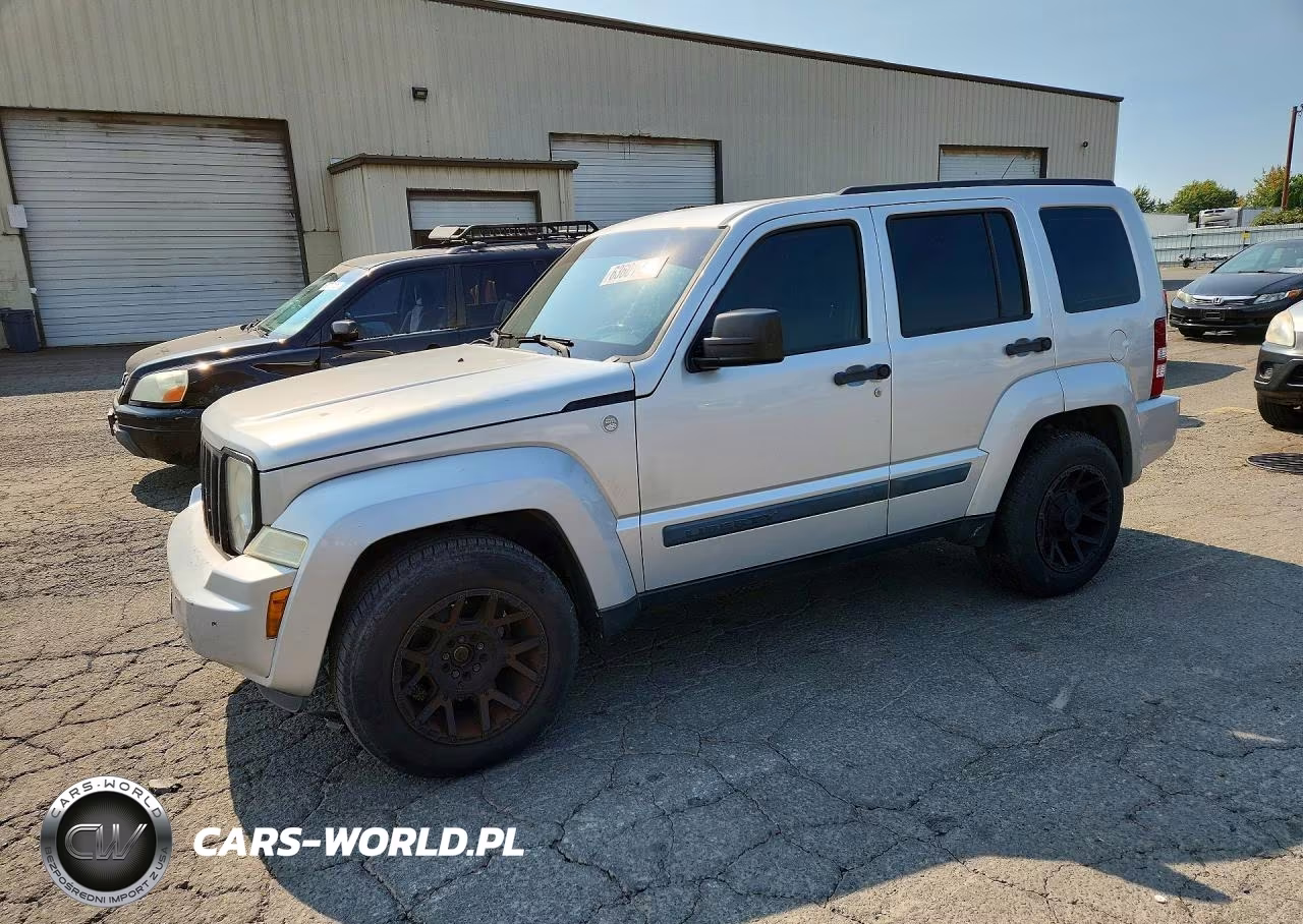2010 Jeep Liberty Sport – zdjęcie 1 z 12