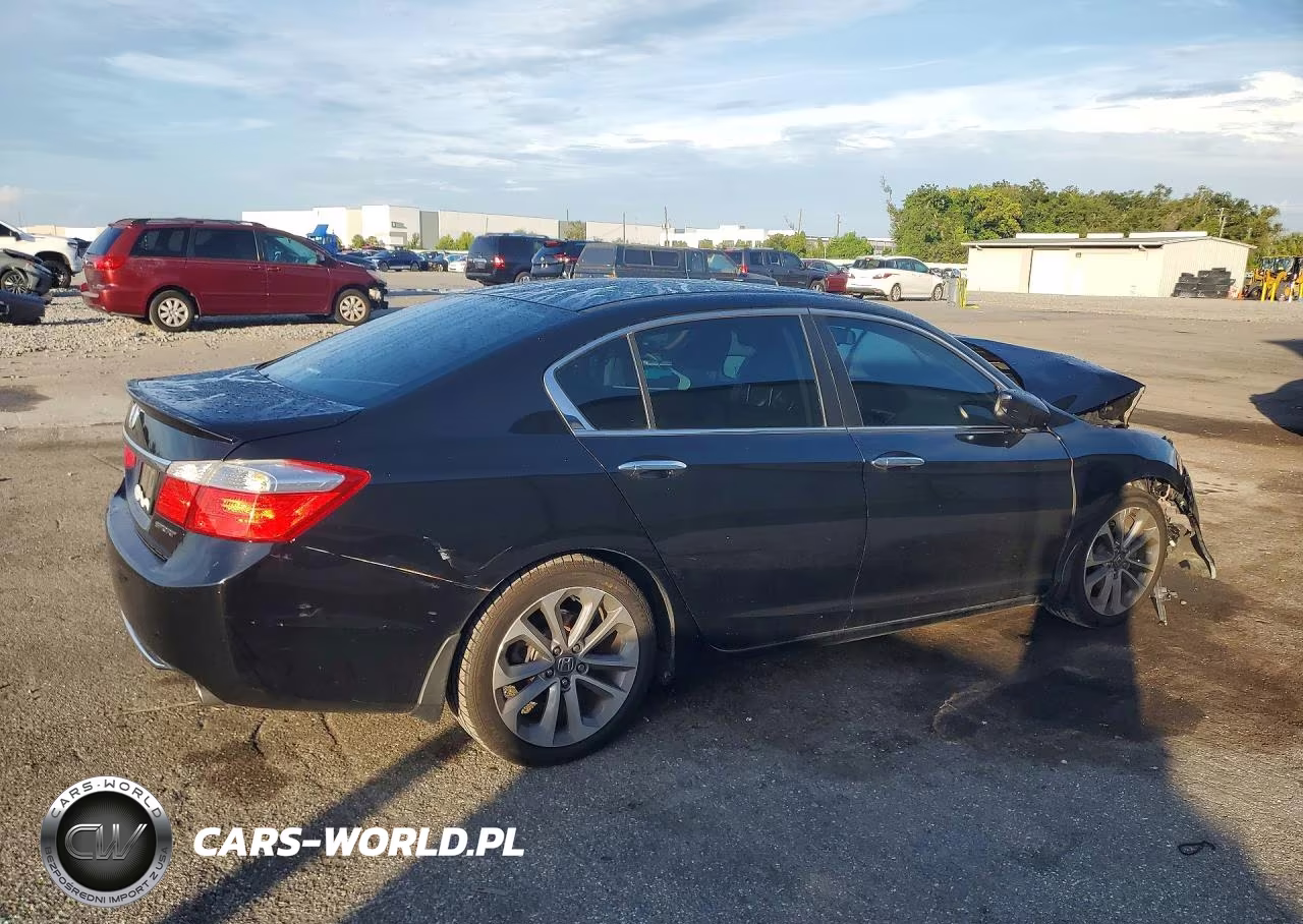 2015 Honda Accord Sport VIN:1HGCR2F51FA208586 - 3