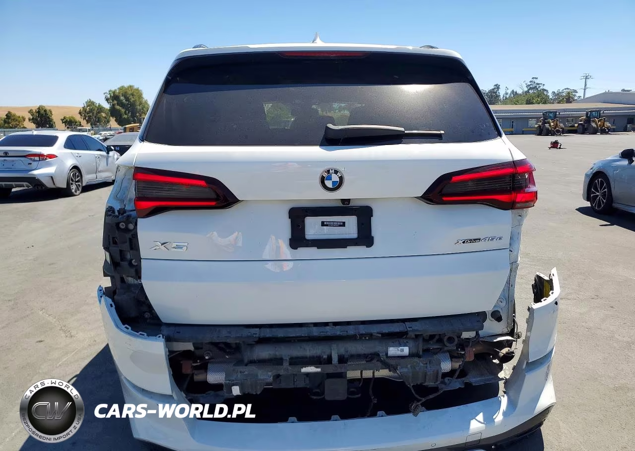 2021 BMW X5 xDrive45E VIN:5UXTA6C07M9G09047 - 6