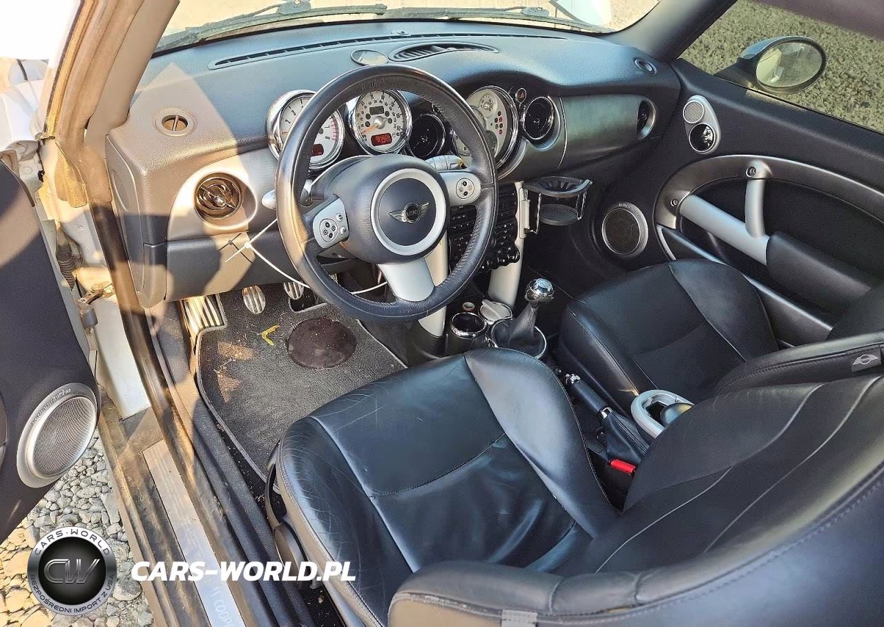 2005 Mini Cooper S VIN:WMWRH33515TF85637 - 8