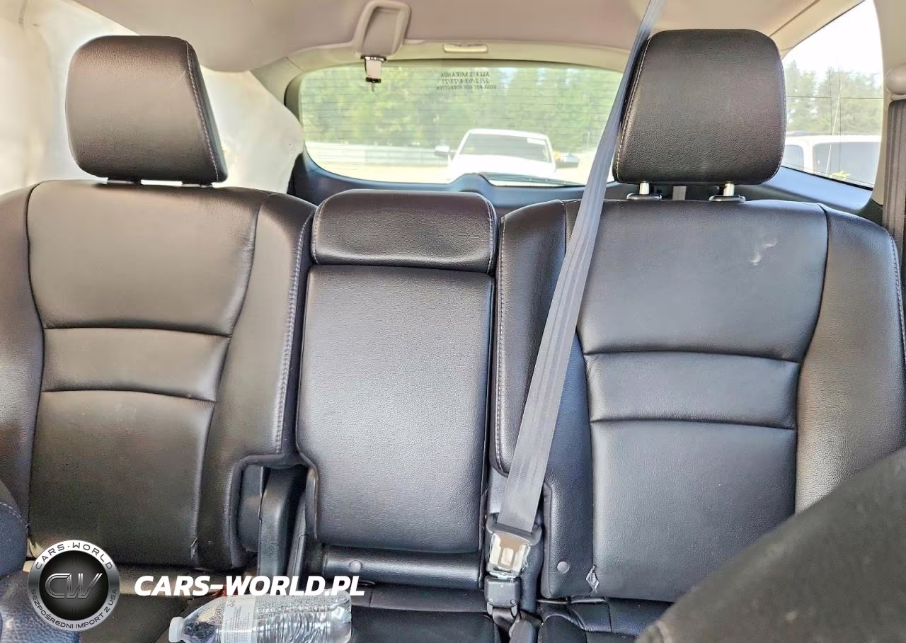 2017 Honda Pilot Touring VIN:5FNYF6H92HB034817 - 10