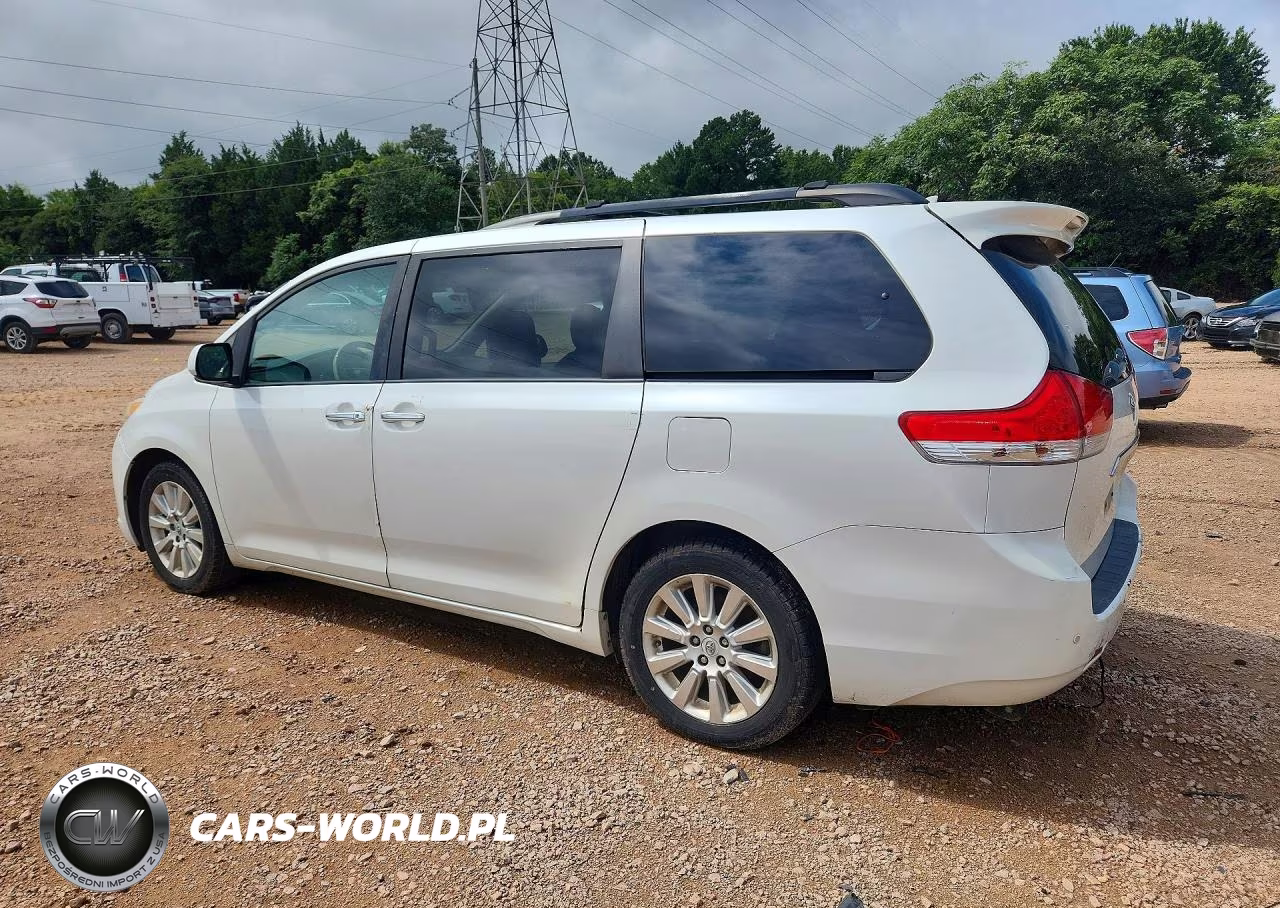 2011 Toyota Sienna Limited 7-Passenger VIN:5TDDK3DC6BS026782 - 2