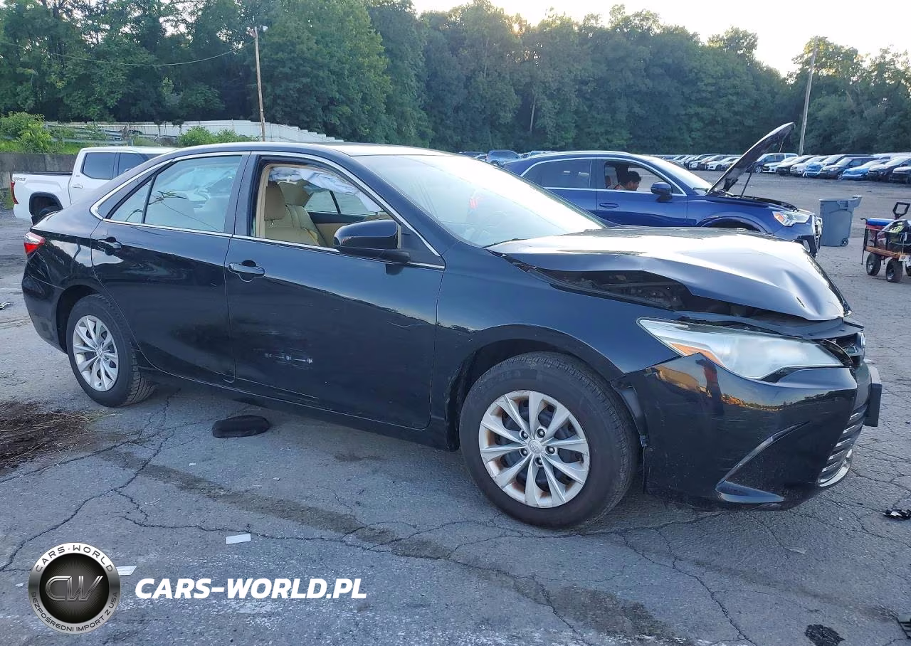 2016 Toyota Camry Le VIN:4T4BF1FK1GR572687 - 4