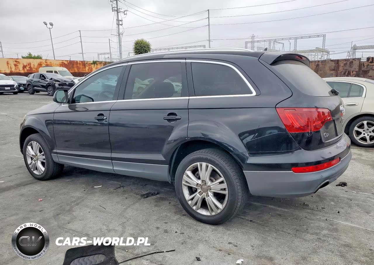 2010 Audi Q7 Premium Plus VIN:WA1LYAFE5AD007240 - 2
