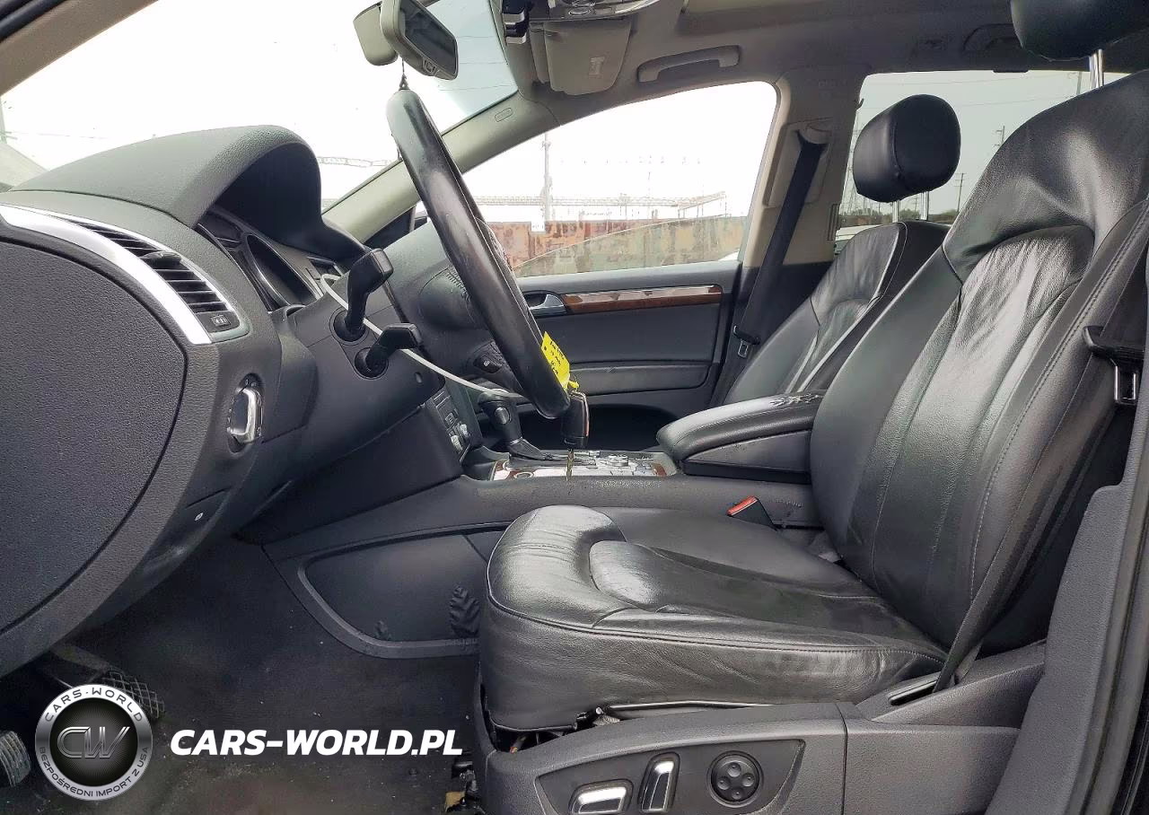 2010 Audi Q7 Premium Plus VIN:WA1LYAFE5AD007240 - 7