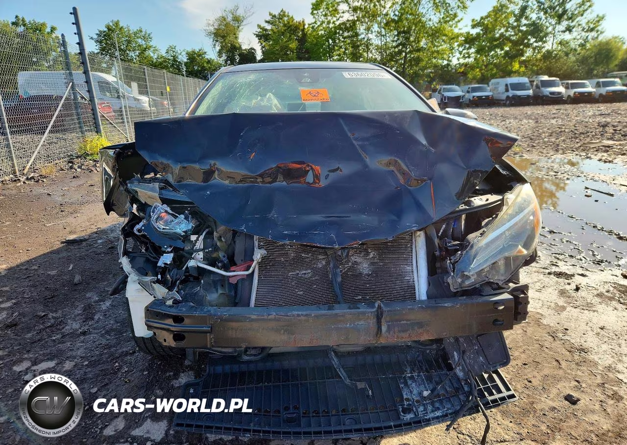 2018 Toyota Corolla Le VIN:2T1BURHEXJC040174 - 5