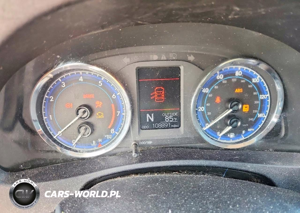 2018 Toyota Corolla Le VIN:2T1BURHEXJC040174 - 9