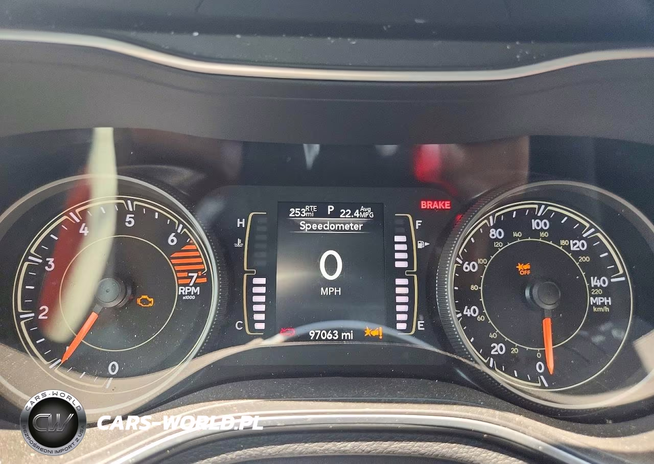 2021 Jeep Cherokee Latitude VIN:1C4PJLCB0MD147010 - 9