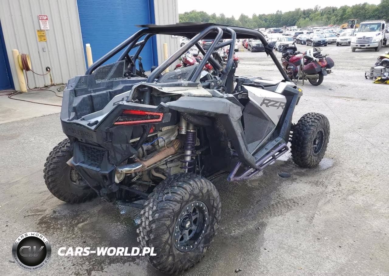 POLARIS RZR PRO XP VIN:3NSRAF923MG615220 - 4