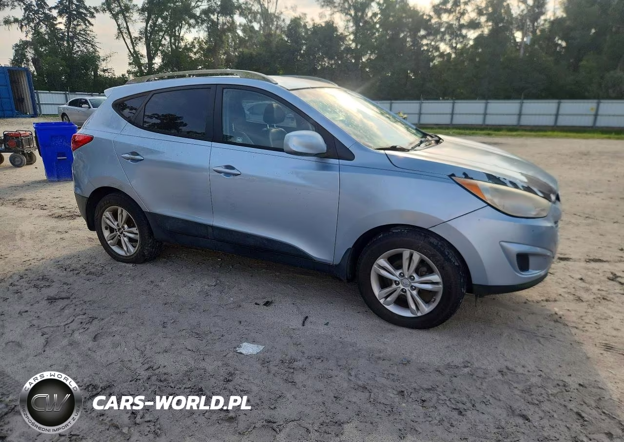 2011 Hyundai Tucson Gls VIN:KM8JU3AC3BU244624 - 4