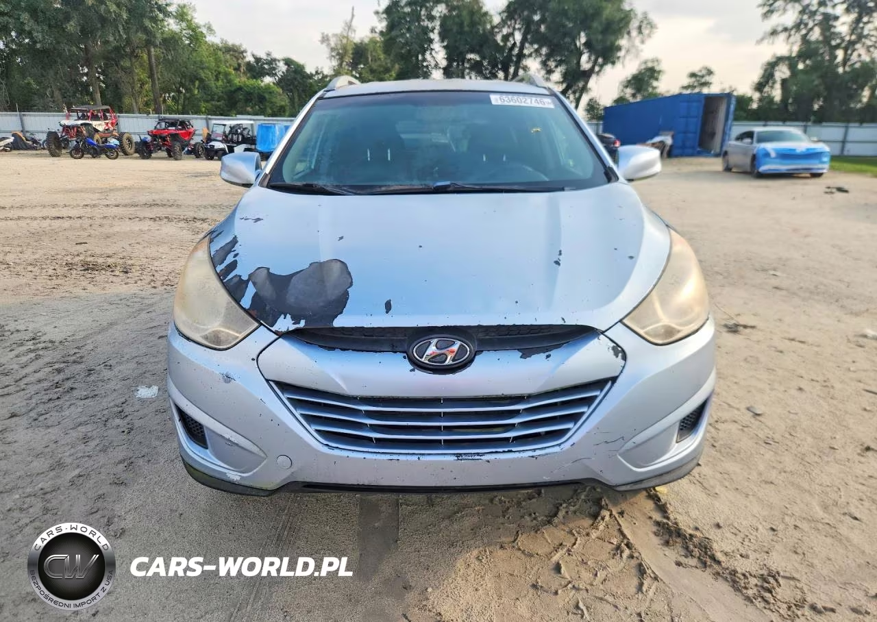 2011 Hyundai Tucson Gls VIN:KM8JU3AC3BU244624 - 5