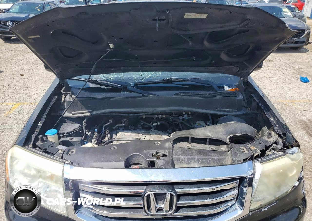 2012 Honda Pilot Touring VIN:5FNYF3H99CB018105 - 12