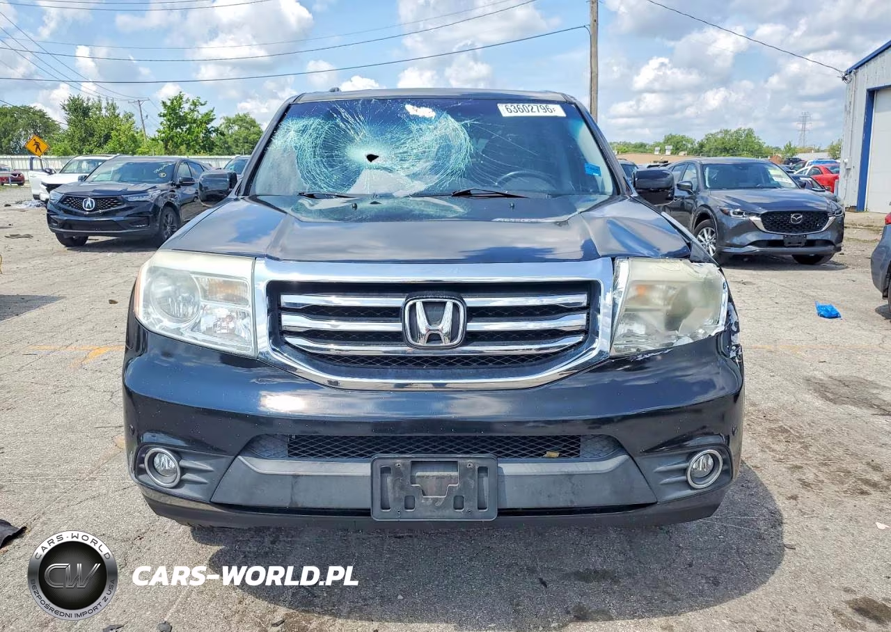 2012 Honda Pilot Touring VIN:5FNYF3H99CB018105 - 5
