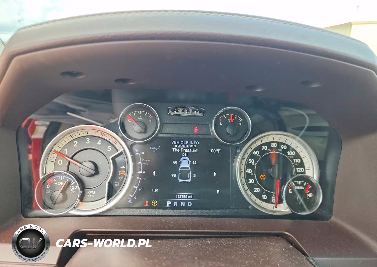 2016 Ram 2500 Laramie VIN:3C6UR5NL1GG308492 - 9