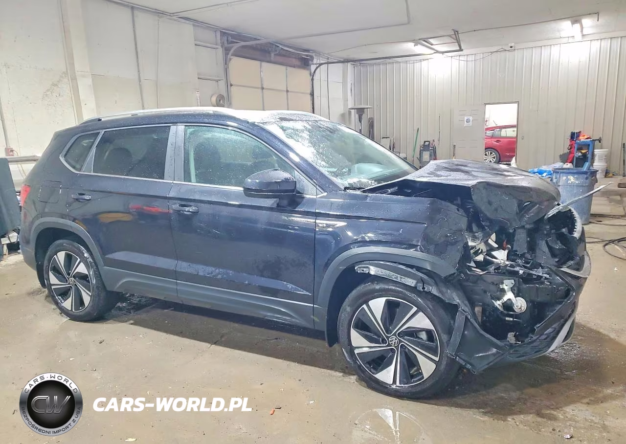 2024 Volkswagen Taos Se VIN:3VVVX7B2XRM020082 - 4