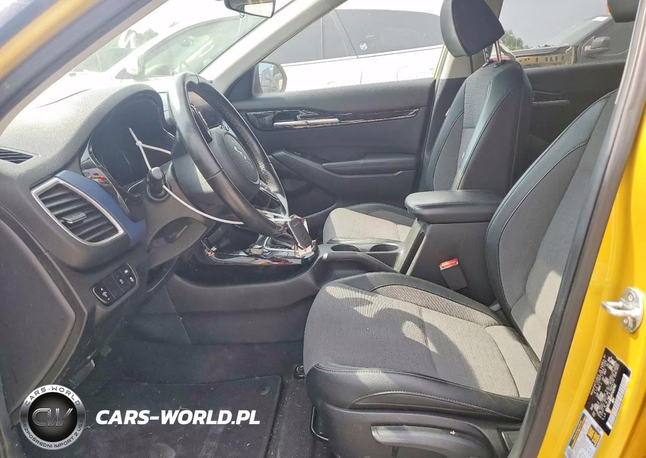 2023 Kia Seltos S VIN:KNDEU2AA9P7432102 - 7