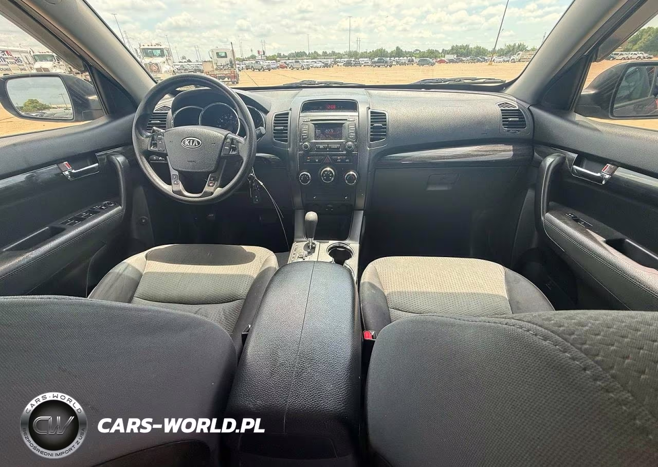 2013 Kia Sorento Lx VIN:5XYKT3A68DG391838 - 9