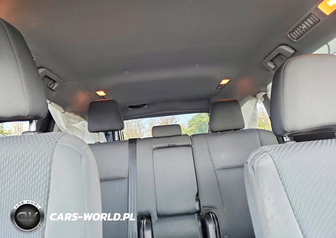 2015 Toyota Highlander Le VIN:5TDBKRFH6FS201167 - 10