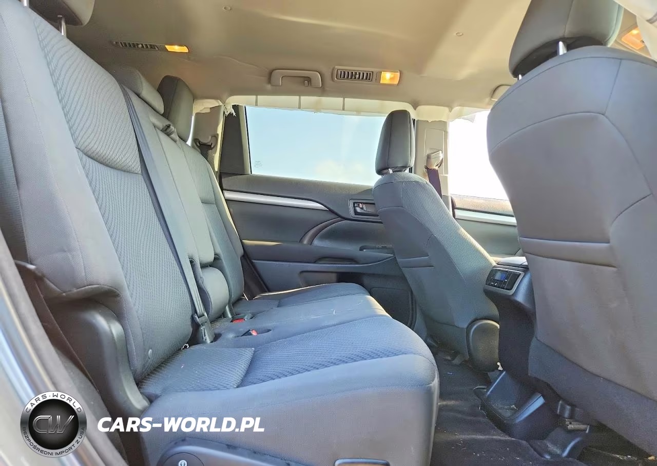 2015 Toyota Highlander Le VIN:5TDBKRFH6FS201167 - 11