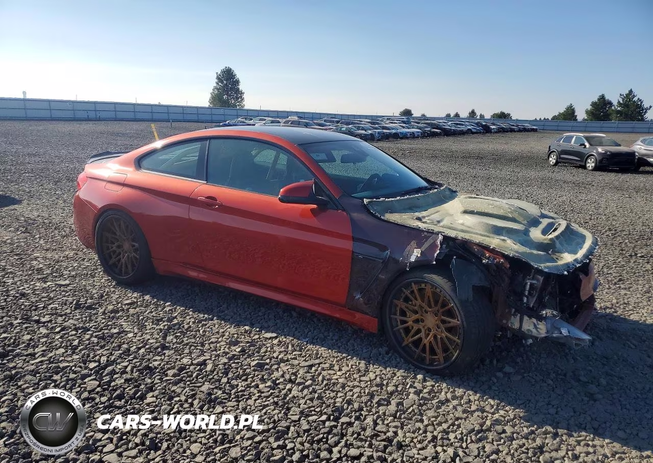 2015 BMW M4 VIN:WBS3R9C59FK332247 - 4