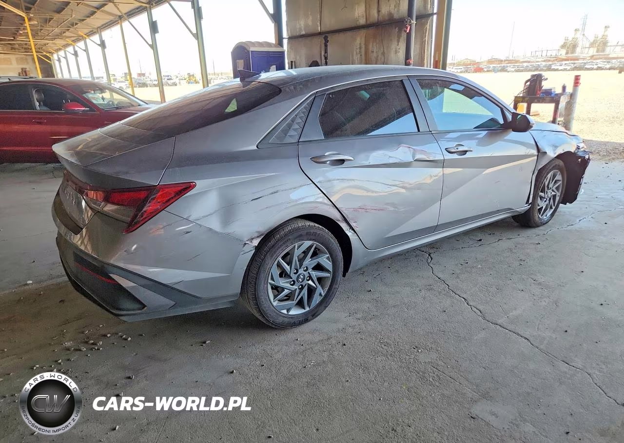 2024 Hyundai Elantra Sel VIN:KMHLM4DG3RU804262 - 3