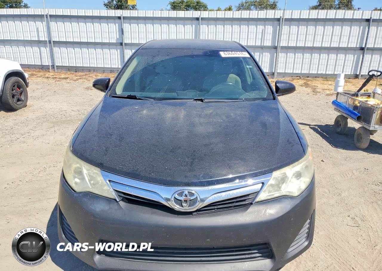 2014 Toyota Camry Le VIN:4T4BF1FK2ER368042 - 5