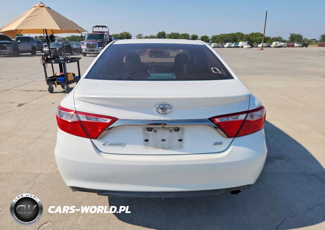 2016 Toyota Camry Se VIN:4T1BF1FKXGU249586 - 6