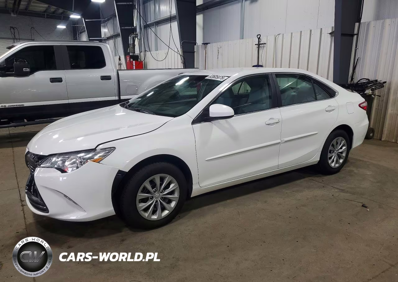 2017 Toyota Camry Le
