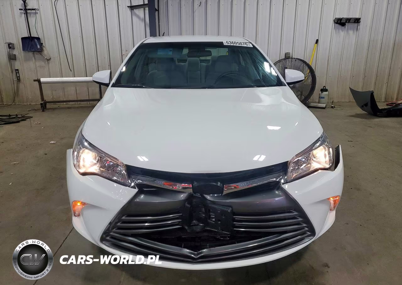 2017 Toyota Camry Le VIN:4T1BF1FK5HU371290 - 5
