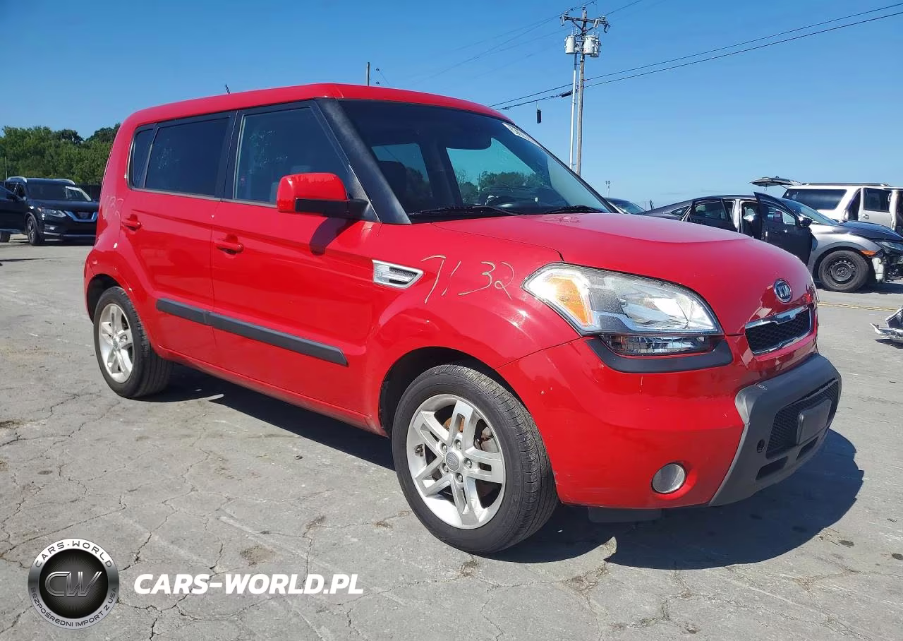 2011 Kia Soul + VIN:KNDJT2A23B7292065 - 4
