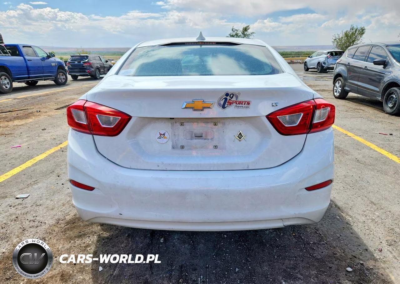 2018 Chevrolet Cruze Lt VIN:1G1BE5SM4J7117962 - 6